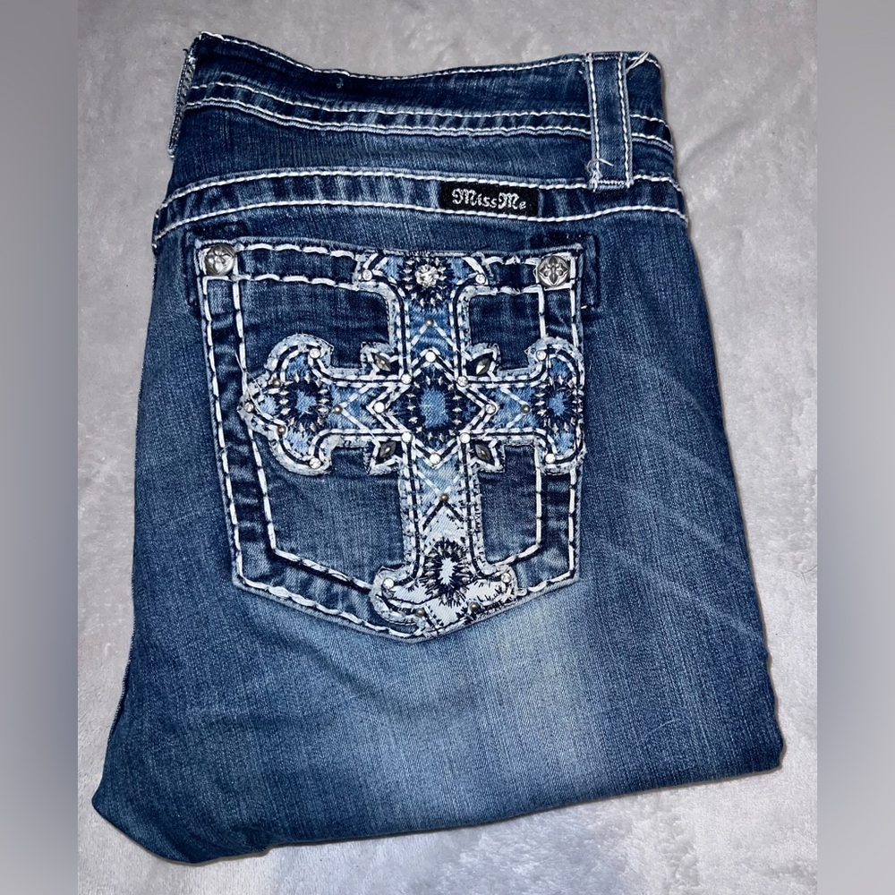 Miss Me Skinny Signature Jeans 32